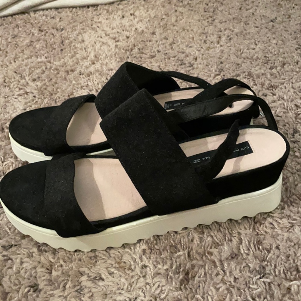 Steve Madden wedges